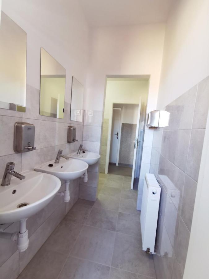 Hostel Komfortowa Kwatera Stęszew Zewnętrze zdjęcie